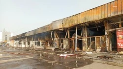 В Невинномысске пожар на «Центральном» рынке уничтожил около 1 тыс. кв. м.