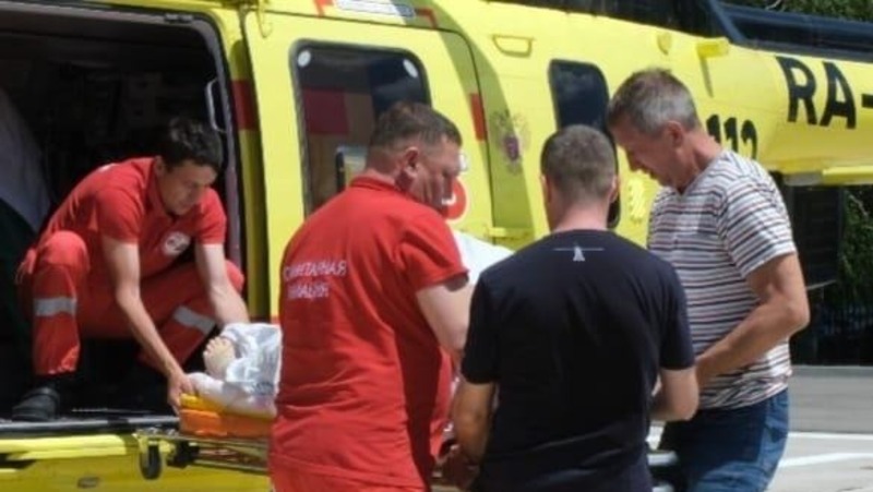Пострадавшего в ДТП мужчину доставили из Невинномысска в Ставрополь на вертолёте