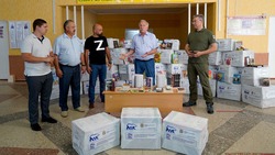 Пять тысяч книг для школьников ЛНР передала делегация Ставропольского края