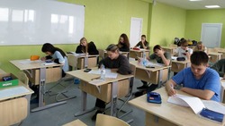 Школьники Невинномысска проявили свои навыки на Проектной химической олимпиаде