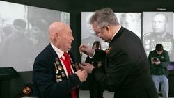 Глава Ставрополья вручил ветеранам ВОВ юбилейные медали 