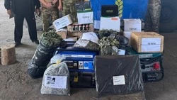 Губернатор поблагодарил волонтёров, собирающих грузы для бойцов спецоперации