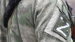 Невинномысские военнослужащие-участники СВО поздравили землячек с 8 марта