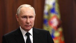 Владимир Путин выступил с обращением к россиянам и пообещал защитить народ и страну