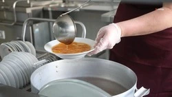 Более 134 тыс. младшеклассников обеспечены горячим питанием на Ставрополье