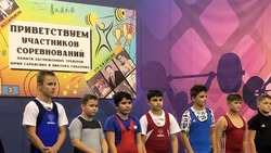Юные жители Невинномысска отличились на Всероссийском турнире по тяжелой атлетике 