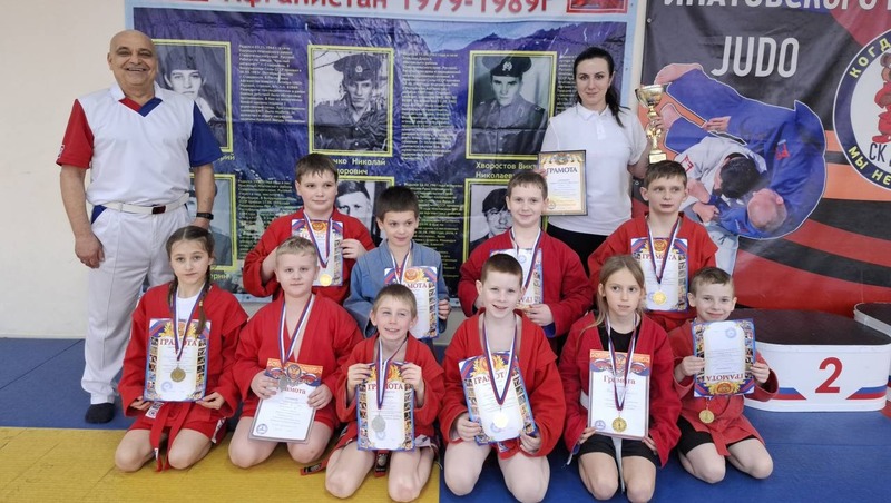 Невинномысские спортсмены завоевали бронзу на открытом первенстве по самбо