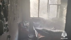 Специалисты МЧС России ликвидировали пожар в одной из квартир Невинномысска