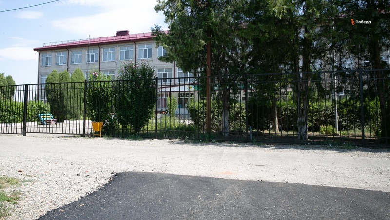 Дорогу к школе отремонтируют в ставропольском селе