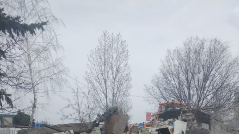 Нелегальную заправку снесли в Невинномысске